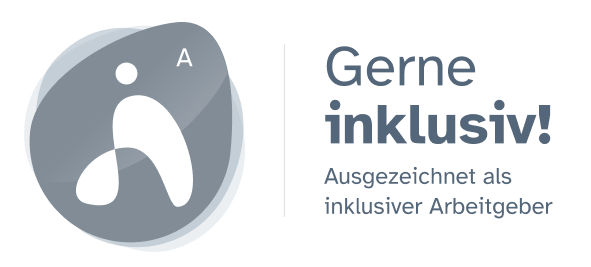 Das A-Siegel der Initiative mit der Aufschrift: Gerne inklusiv! Ausgezeichnet als inklusiver Arbeitgeber in silber